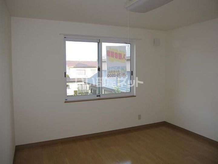 ミルツ啓北の内装