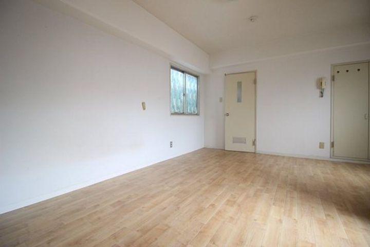 プレアール大供IIの内装