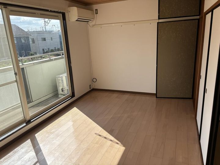 カーサアザミの居間
