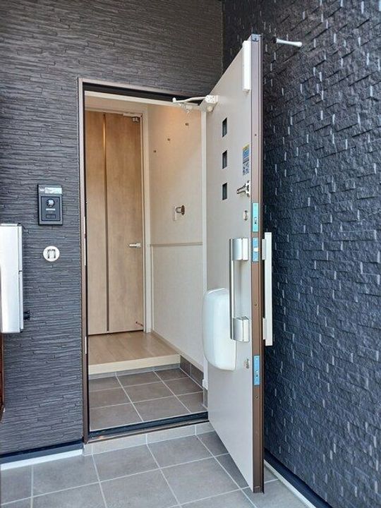 フェアリーYの玄関