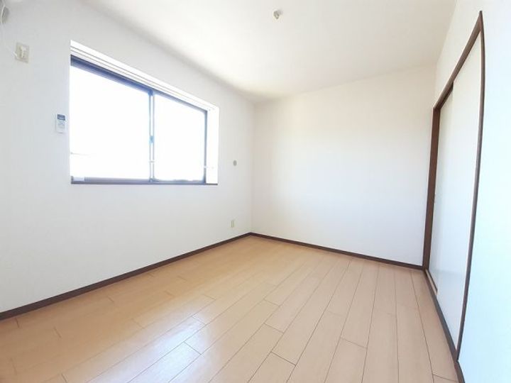 茨城県日立市滑川本町4(マンション)の賃貸物件の居間