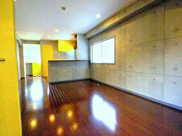 鈴木マンションの居間