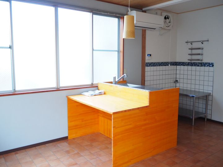 長野県上田市中央2(アパート)の賃貸物件の居間
