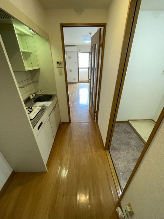 岡山県倉敷市阿知1の賃貸マンションの内装