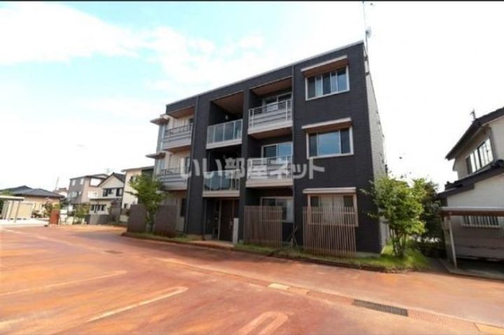 新潟県柏崎市松美1(マンション)の賃貸物件の外観