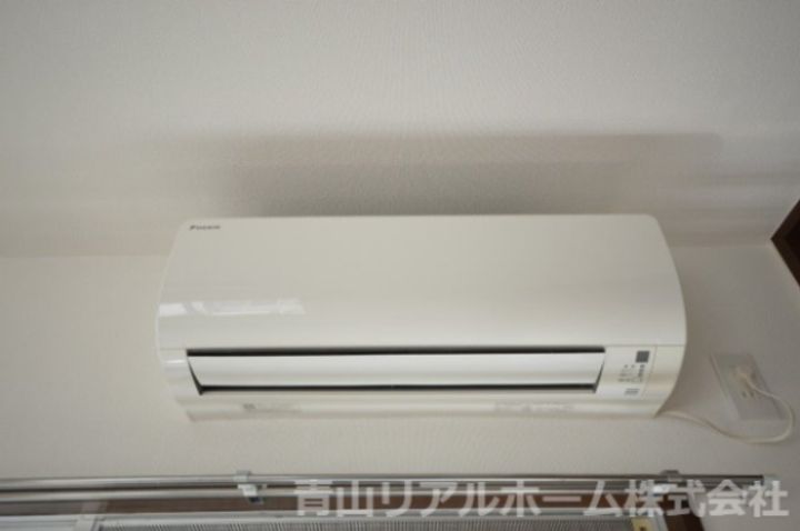 roomーing南青山ハウスの内装