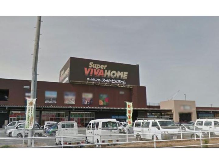 クレアーレの周辺