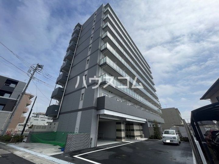 エヌステージジェイアール新白岡駅前の外観