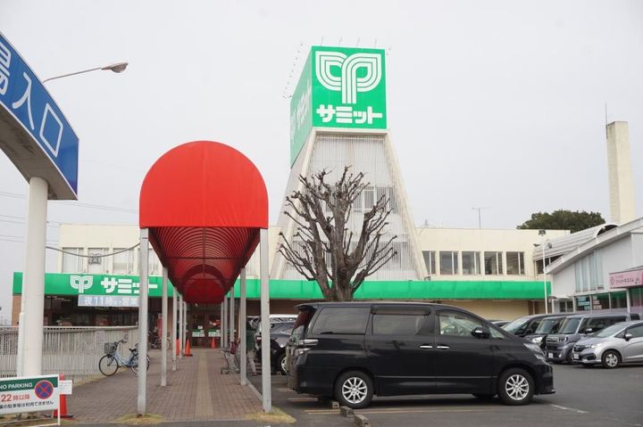 レオパレスシャルムの周辺