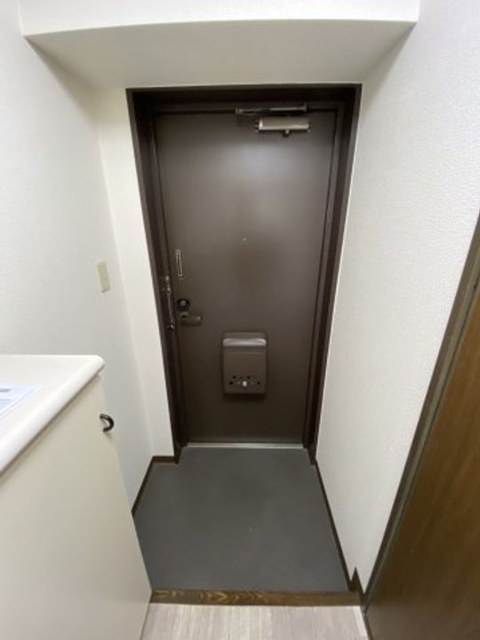 木曽屋第3ビルの玄関