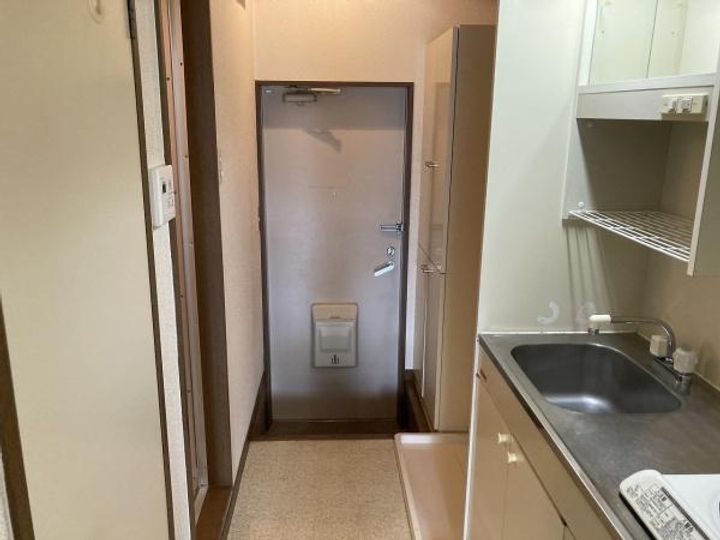 ニューシティアベニューBの玄関