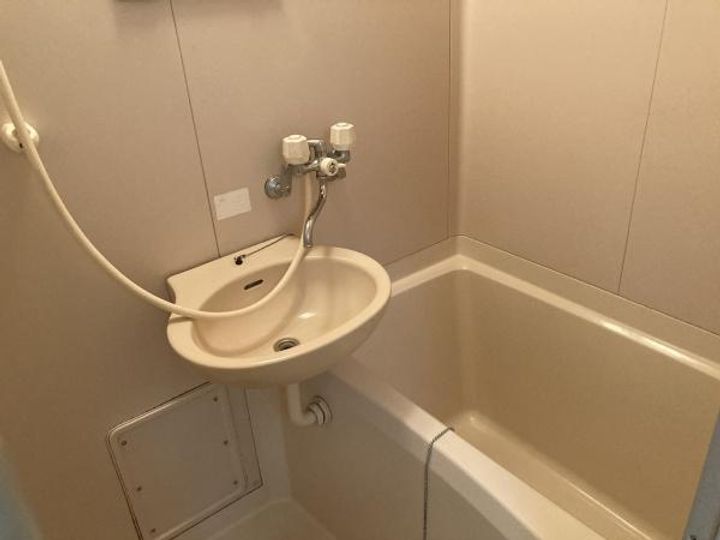 ニューシティアベニューBの風呂