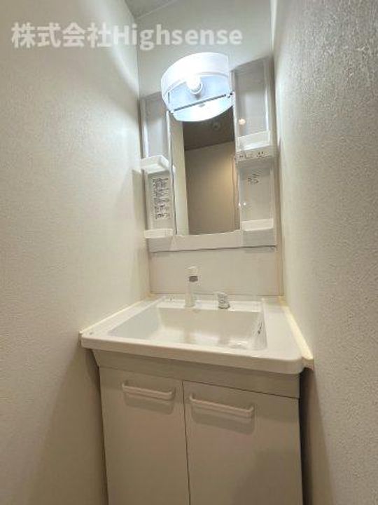 ドゥエリング千林商店街の内装