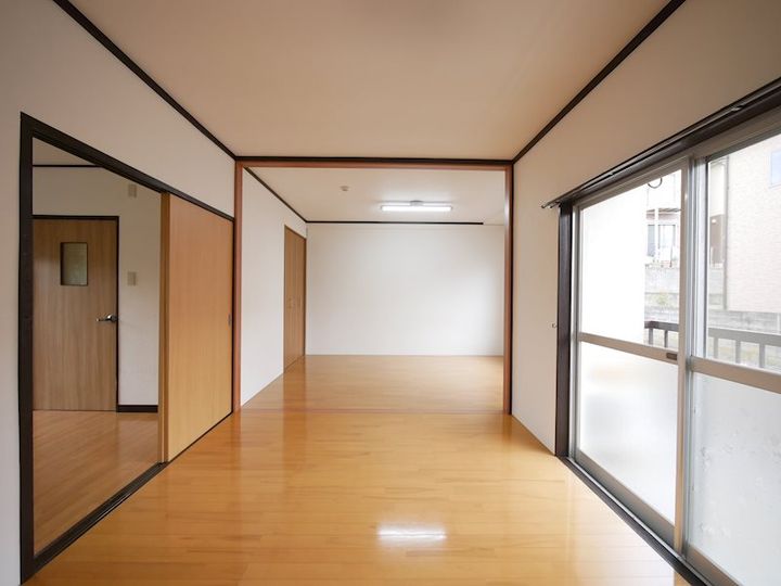 小川ハイツの居間