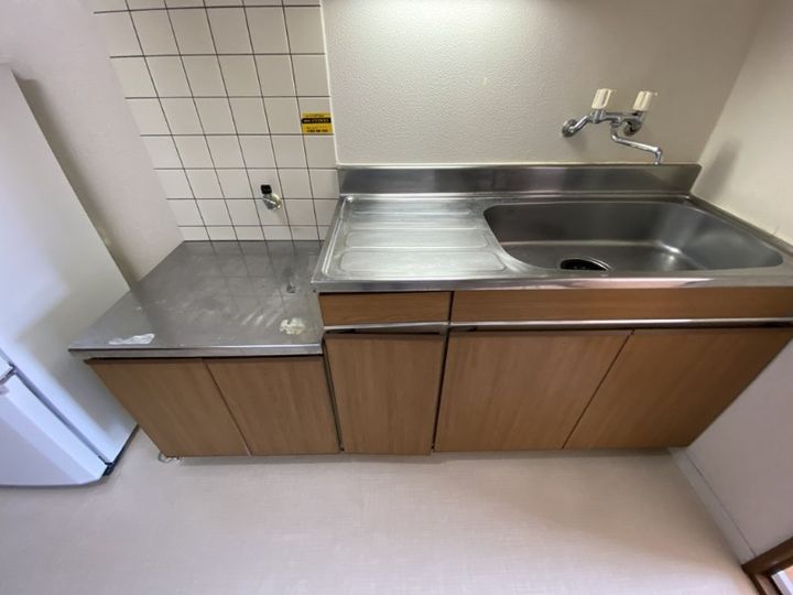 静岡県浜松市中央区根洗町(マンション)の賃貸物件のキッチン