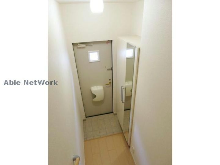 愛知県額田郡幸田町大字横落字郷東(アパート)の賃貸物件の玄関