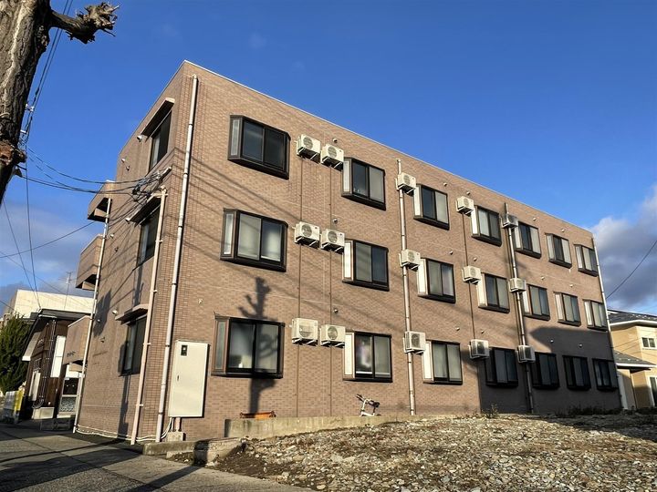 山形県山形市円応寺町(マンション)の賃貸物件の外観