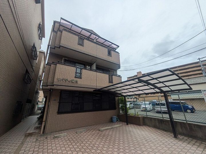 リバティ堀内の外観