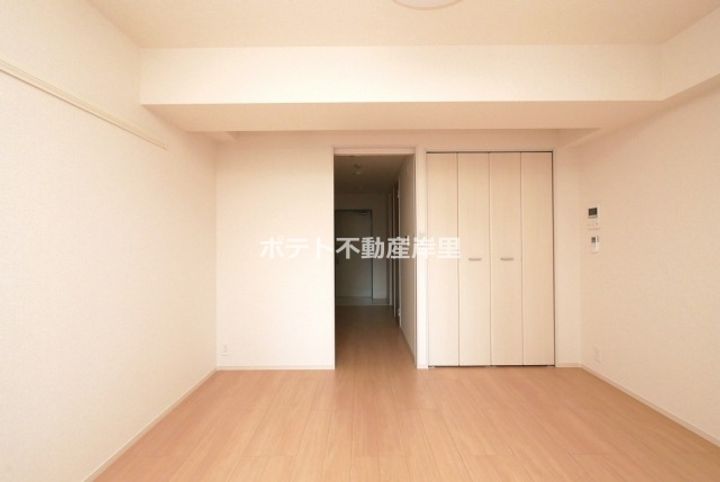 クリム岸里の内装