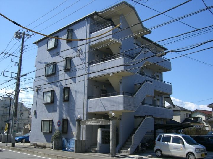 エスポワール松浪の外観