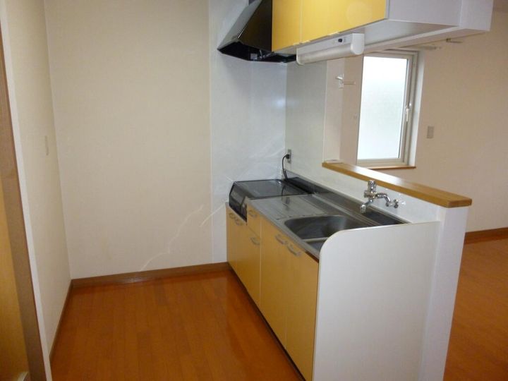 北海道旭川市春光三条9(アパート)の賃貸物件のキッチン