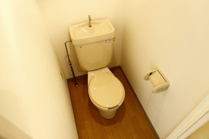 キューブ翠の内装