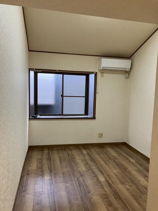 ストーンズ鶴瀬の居間