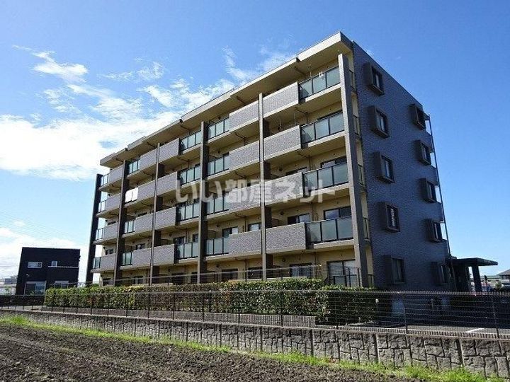 クレセールヴァンブの外観