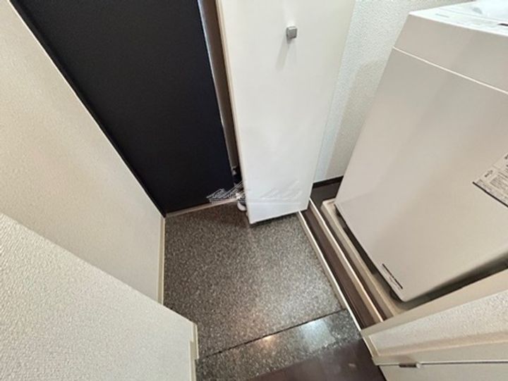 フェニックス伊勢佐木町の玄関