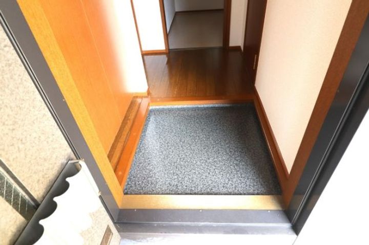 福島県本宮市本宮字万世(アパート)の賃貸物件の玄関