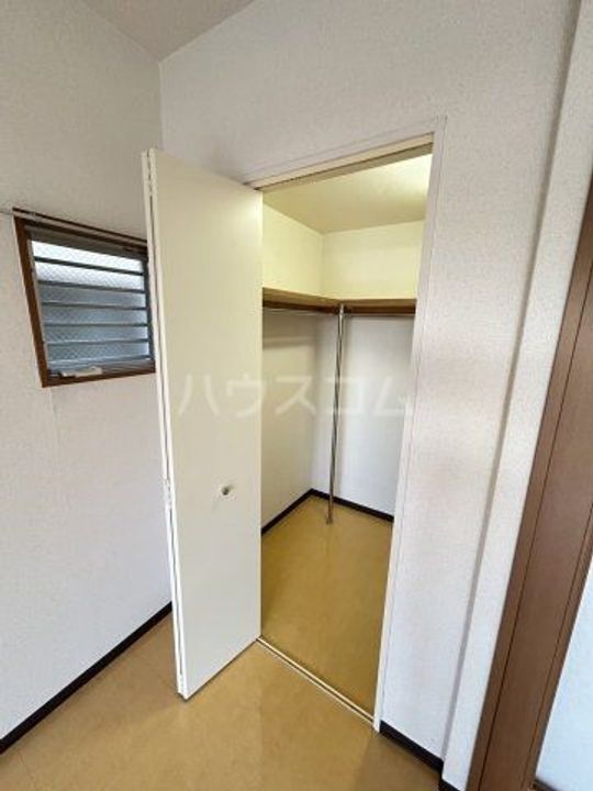 ドマーニの内装