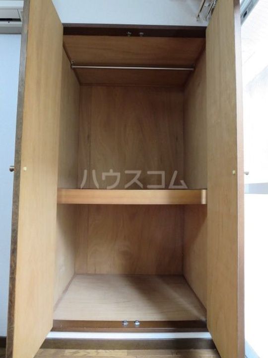 オーシャンブルーの内装