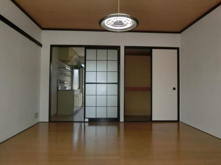 パステルハウスA棟の居間