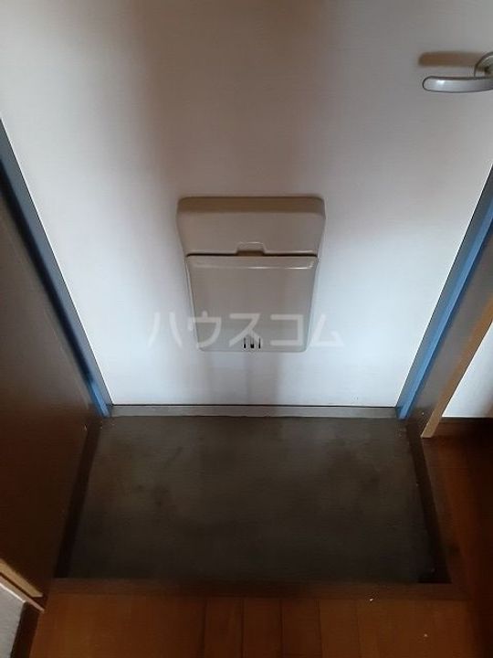 グロウス国立VIの玄関