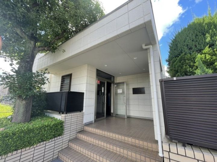 東京都練馬区春日町4(マンション)の賃貸物件の地図