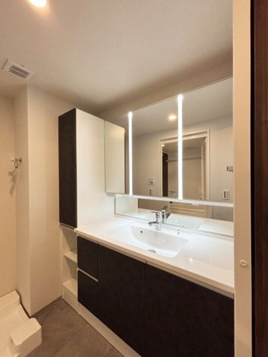 ルミークアン本郷の内装