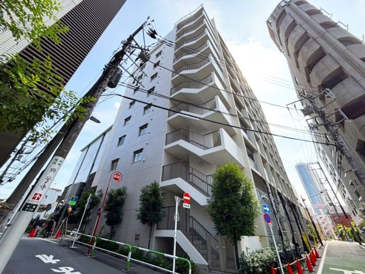 ルミークアン本郷の外観