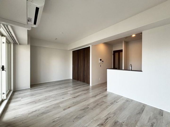 ルミークアン本郷の居間