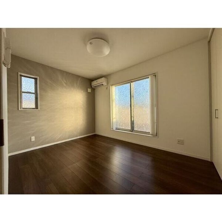 大阪府大阪市西成区北津守2(一戸建)の賃貸物件の居間