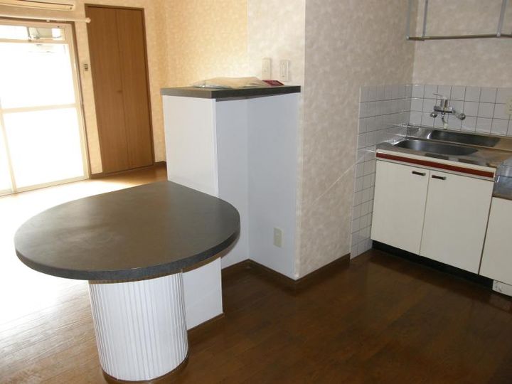シャトウマンションの内装