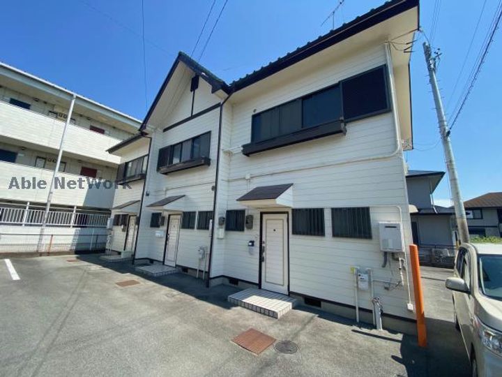三重県津市藤方(一戸建)の賃貸物件の外観