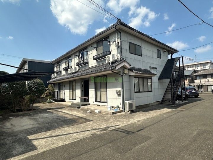 パレス植木Rの外観