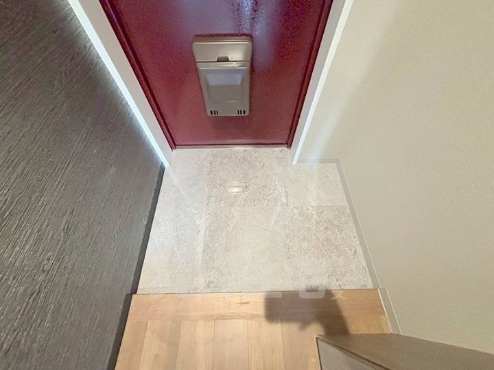 エクセルハイツの玄関