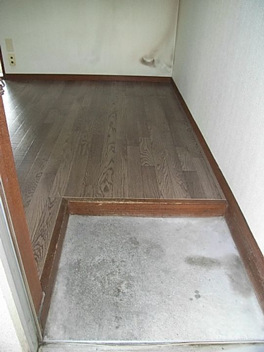 小坂荘の玄関