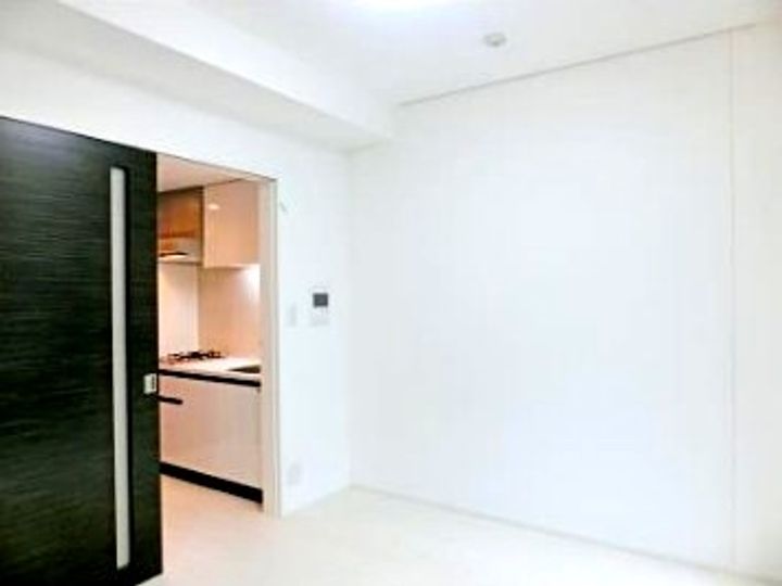 セレニティー神田の居間