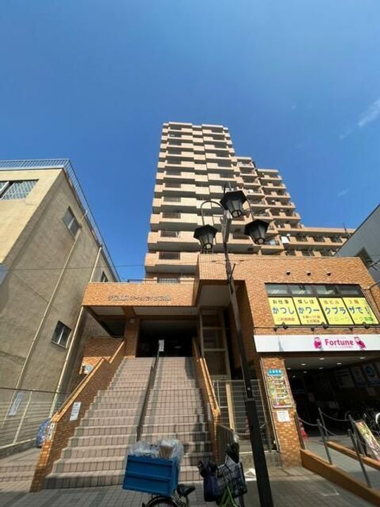 ダイアパレスステーションプラザお花茶屋の外観