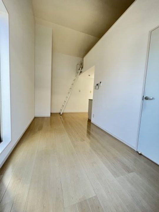 福岡県福岡市西区内浜2(アパート)の賃貸物件の居間