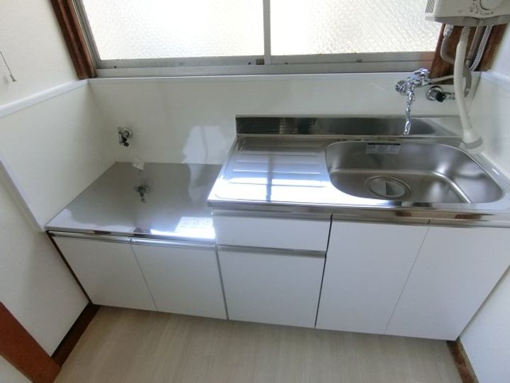 かえで荘のキッチン