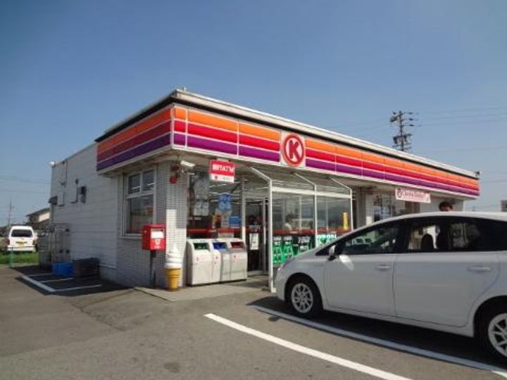 サンライズヒルズの周辺
