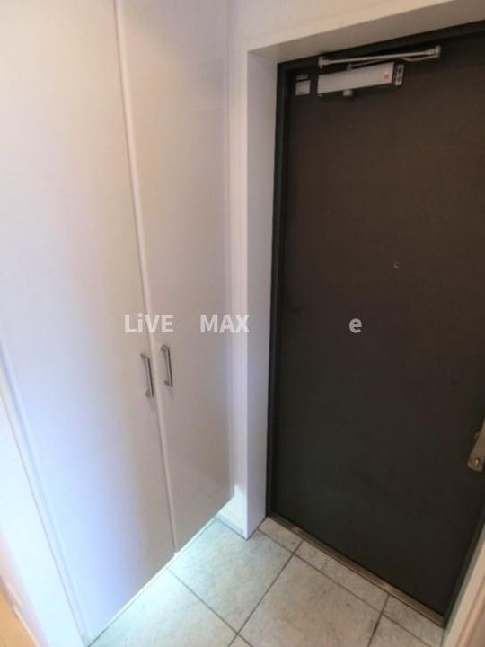 東京都渋谷区上原2(マンション)の賃貸物件の玄関